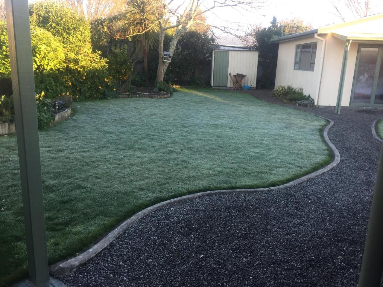 Cosy, Central Greytown Sleepout エクステリア 写真