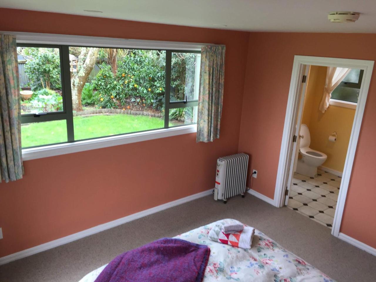 Cosy, Central Greytown Sleepout エクステリア 写真