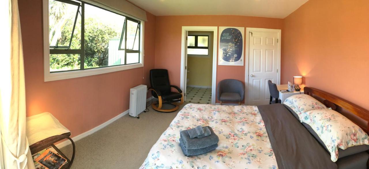 Cosy, Central Greytown Sleepout エクステリア 写真